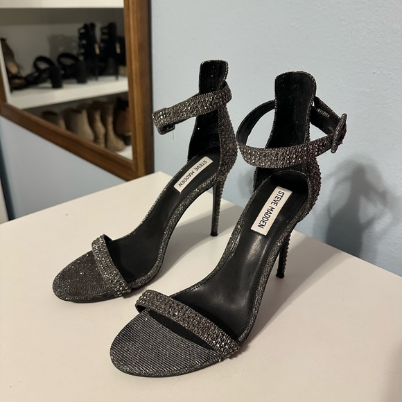 Steve Madden Shoes - Steve Madden Mischa heels